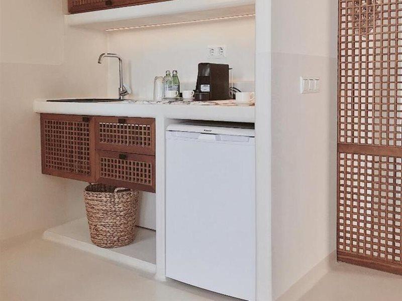 Pilos Suites Турунч Екстериор снимка